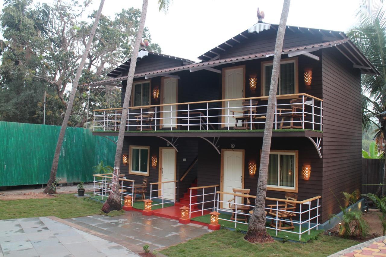 V Resorts Gulmohar Cottages Goa Калангут Экстерьер фото